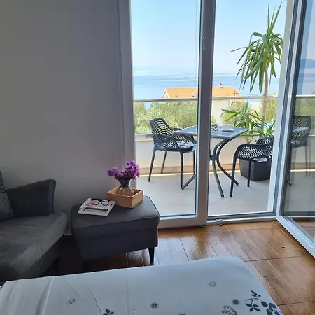 Gabriela Apartment *